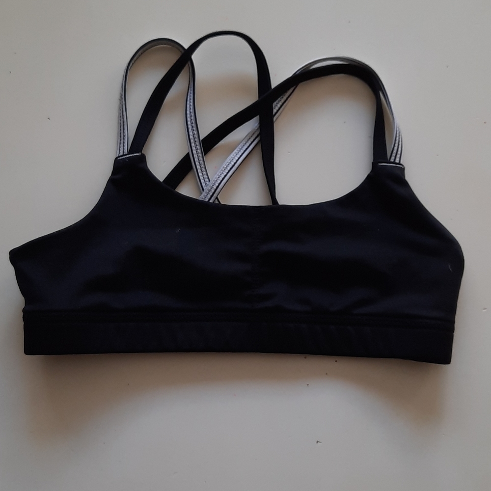 Champion medium 8 10 black white sports bra